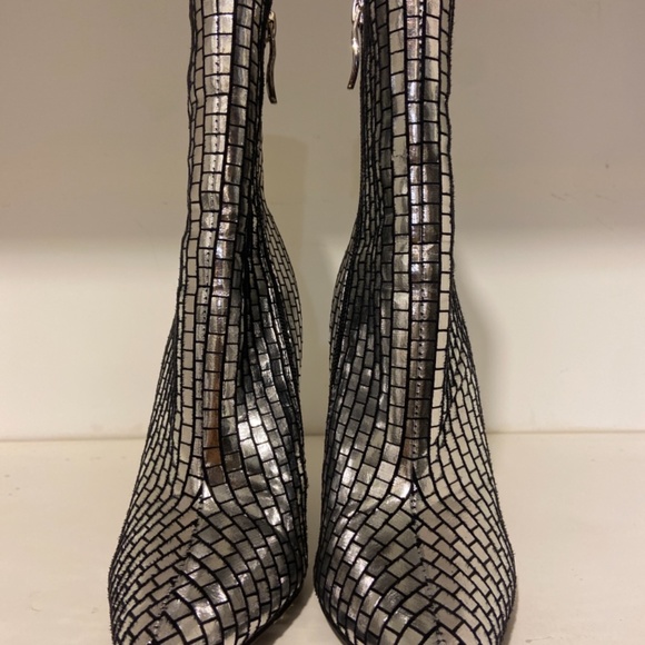 Silver and Black Ankle Boots - Picture 4 of 6
